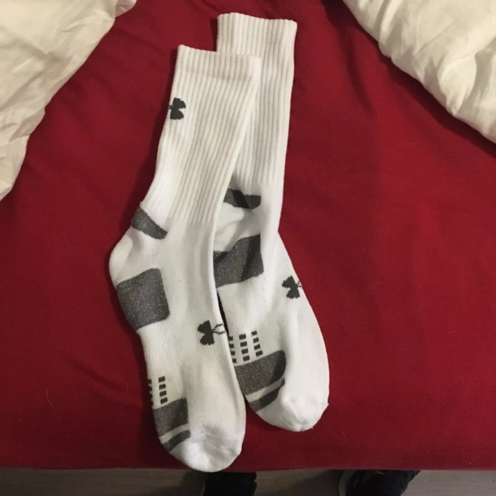 Underarmour socks